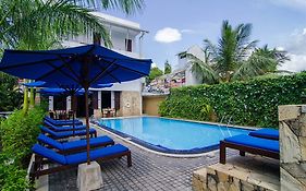 St Lachlan Hotel Negombo